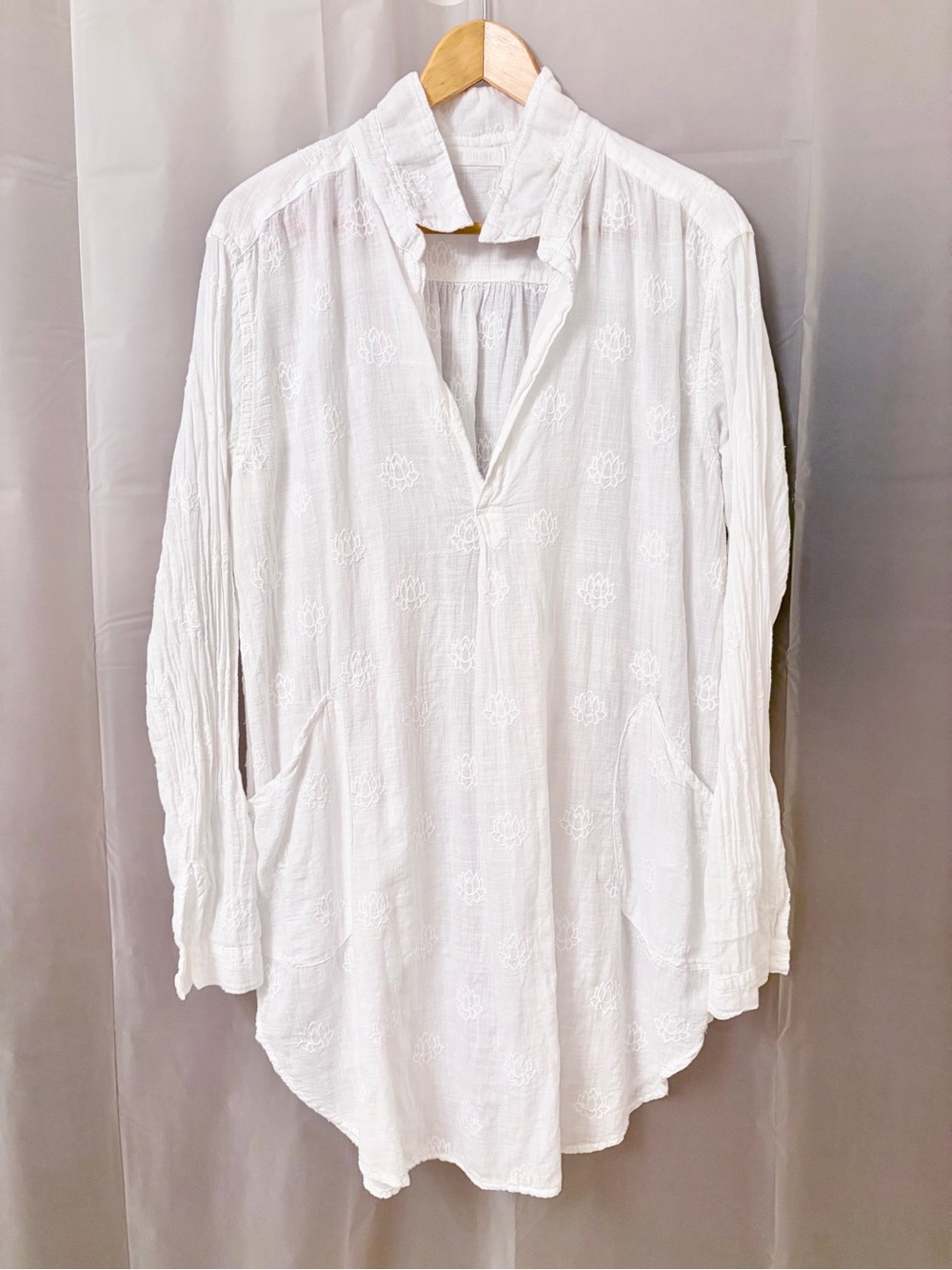 CP Shades Embroidered White Cotton Split Neck Shirt Tunic with Pockets